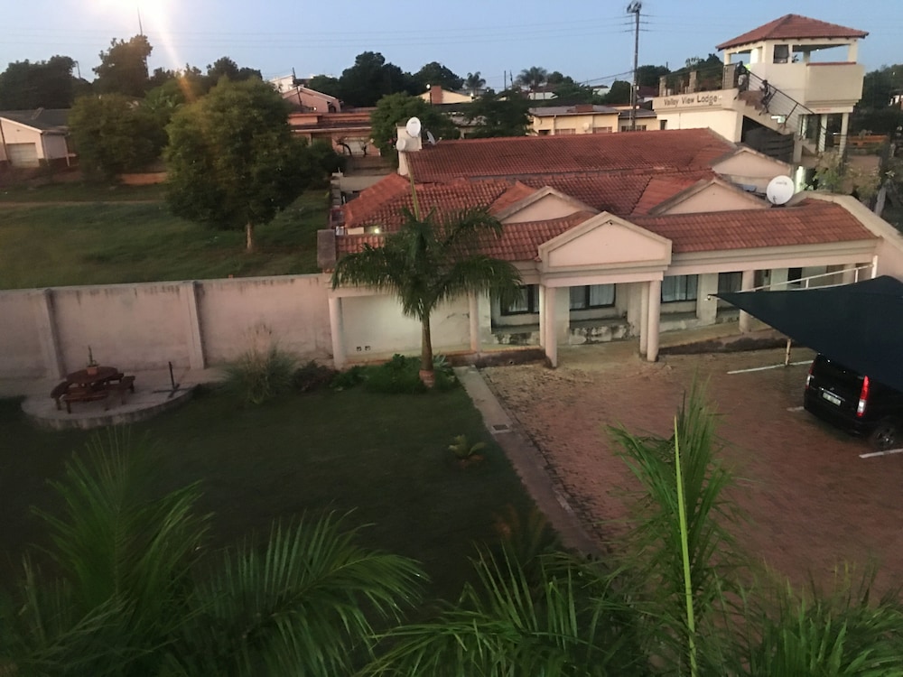 Valley View Lodge