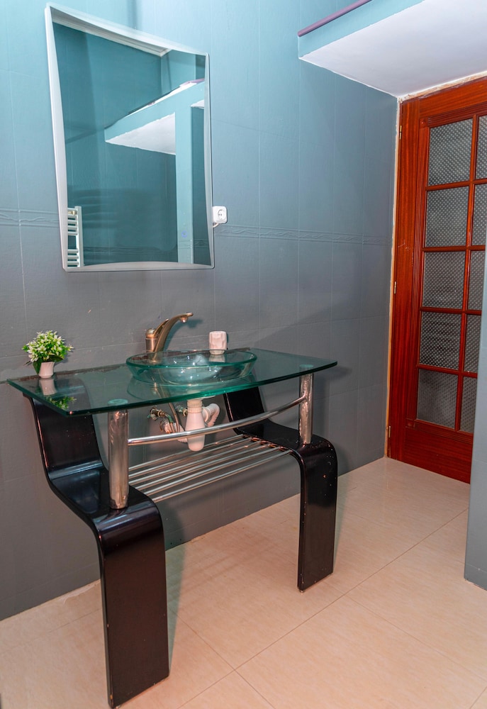 Charmant Appartement au Cœur d'Hydra