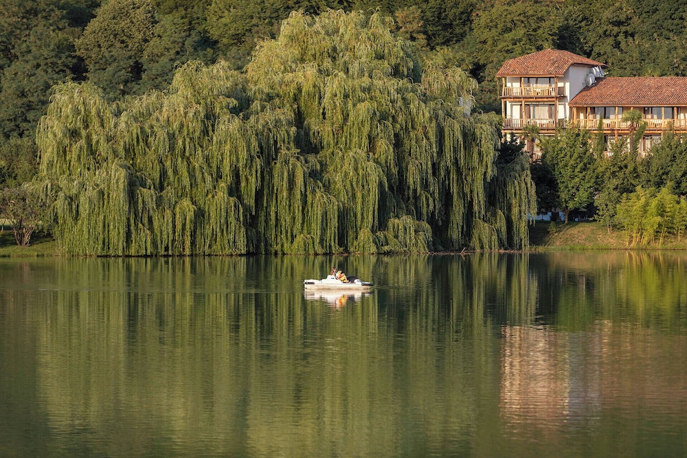Lopota Lake Resort & Spa