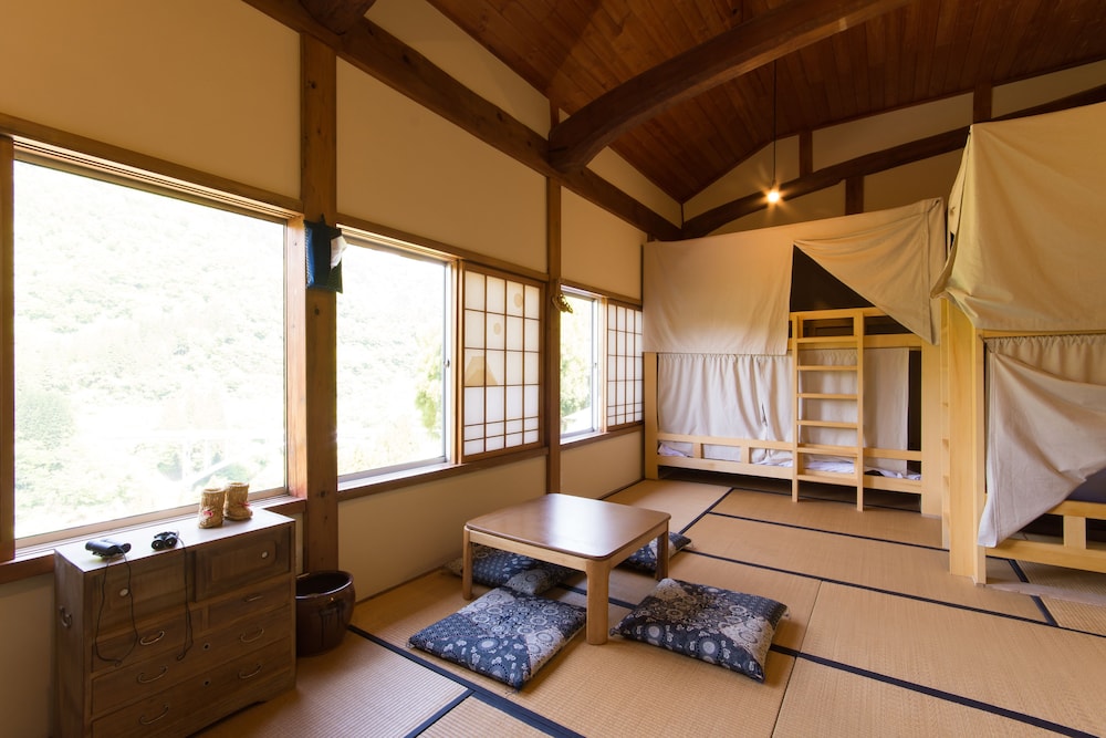 Takazuri Kita - Hostel
