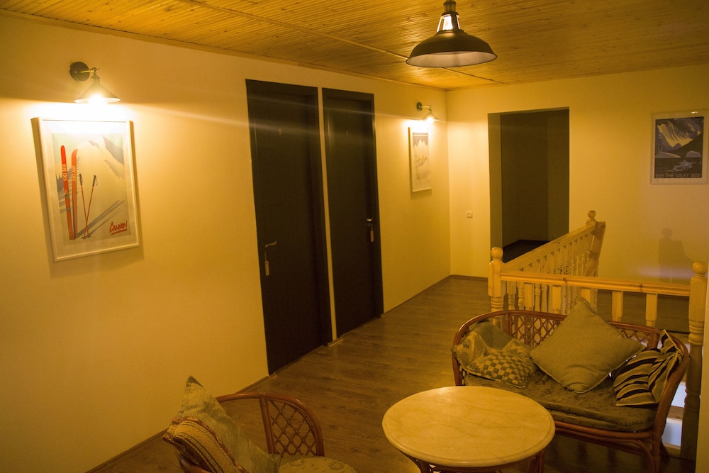Becho House