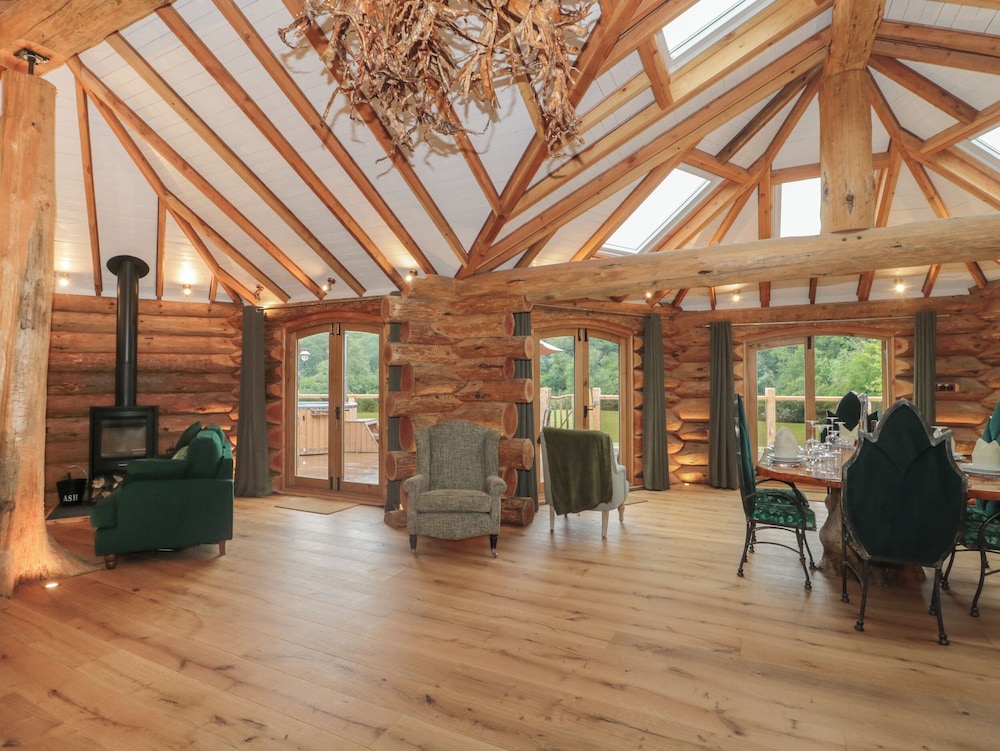 Copper Lodge