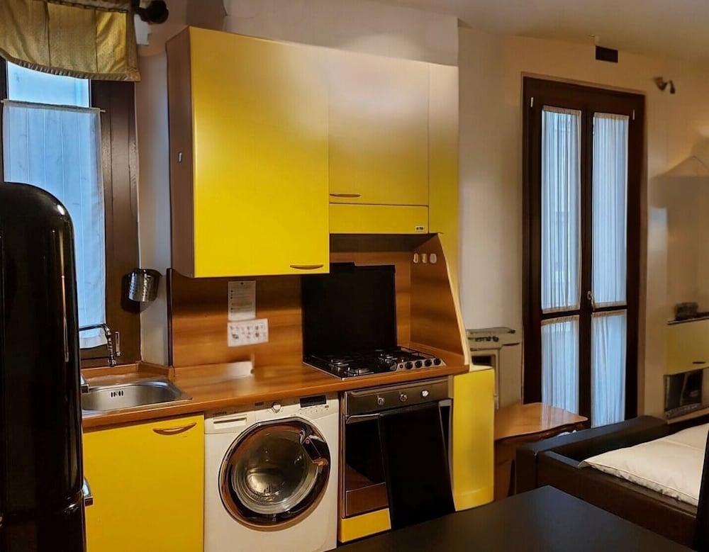 VFH Stylish Boutique Apartment Central