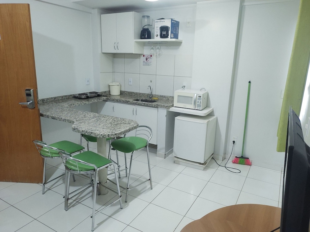 Condominio Golden Dolphin Resort via Roberto Imoveis