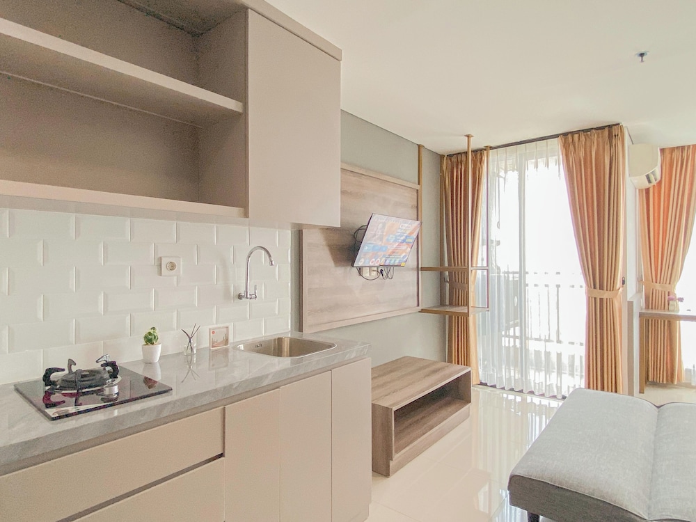 Modern Style Studio At Apartment Lrt City Bekasi