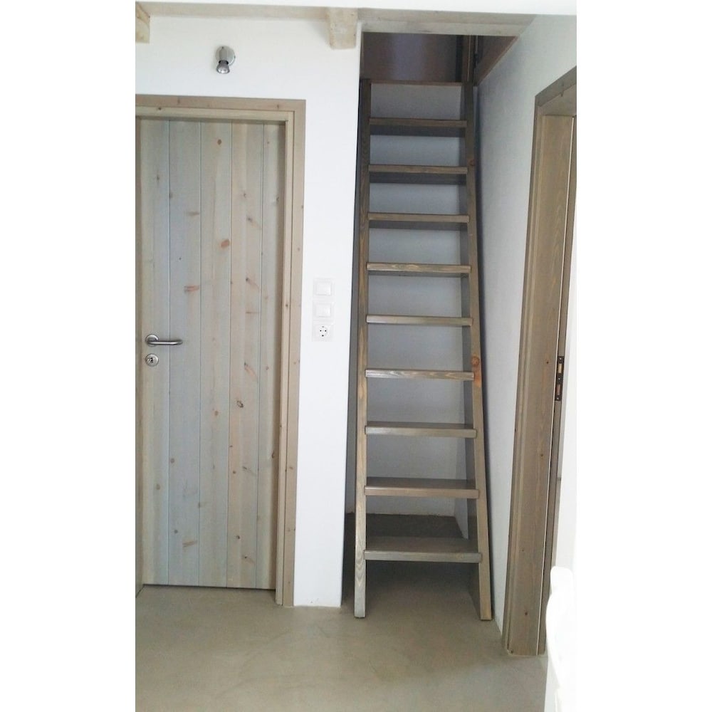 Cape Suites