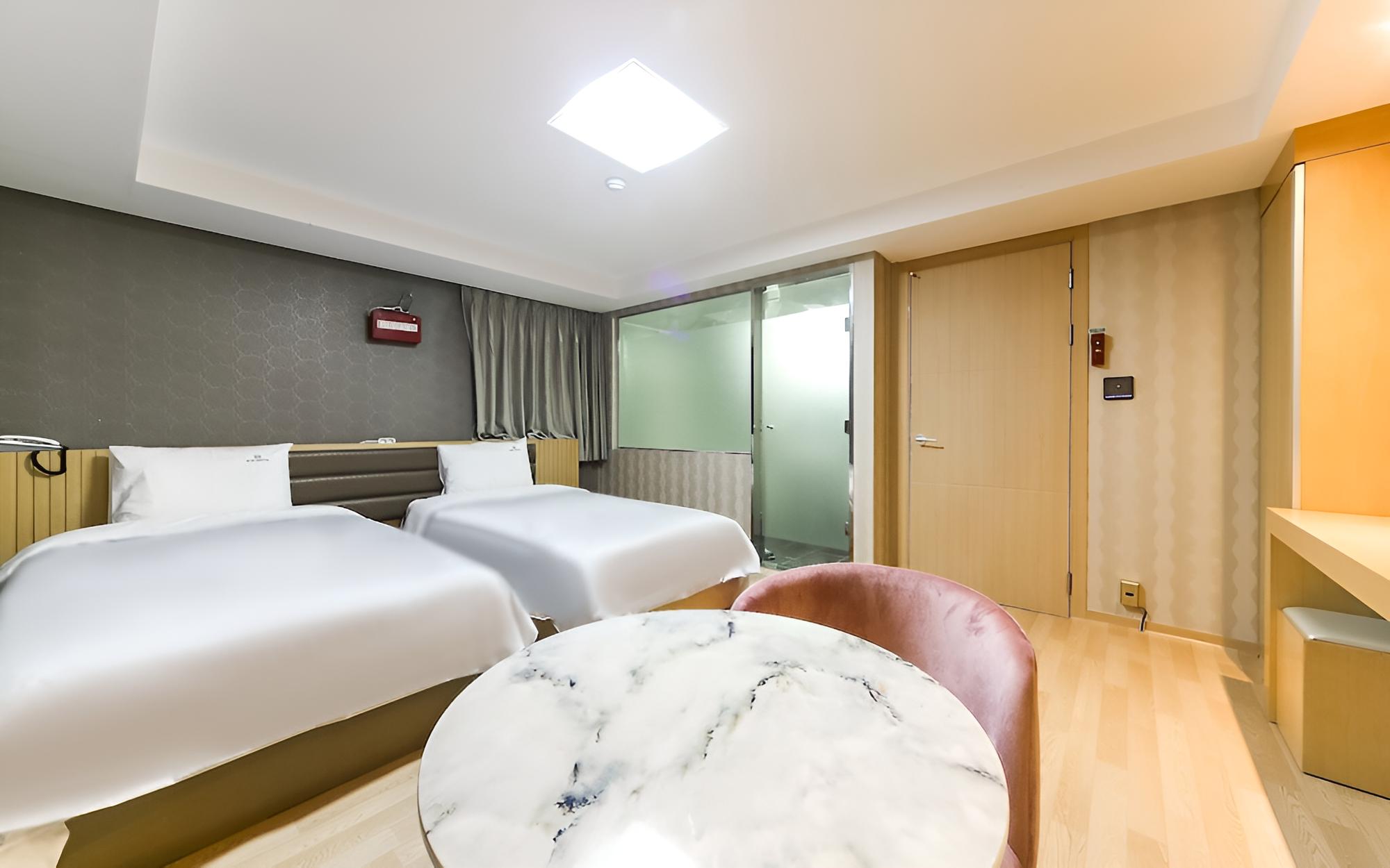 Geojedo Okpo Win Hotel