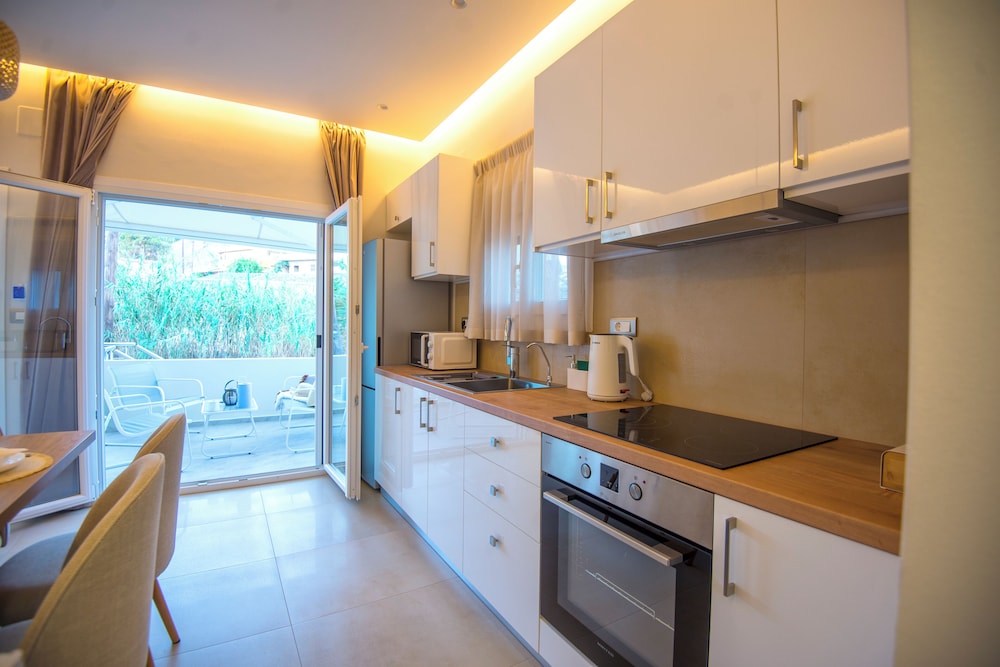 SIDONIA SUITE
