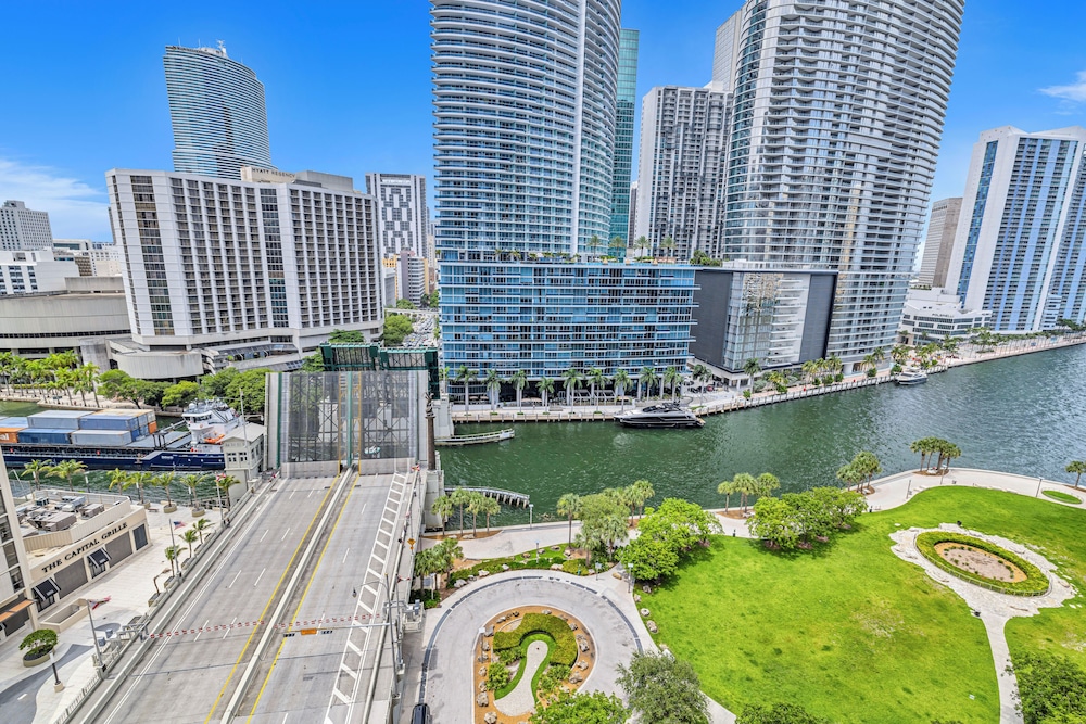 Icon Brickell