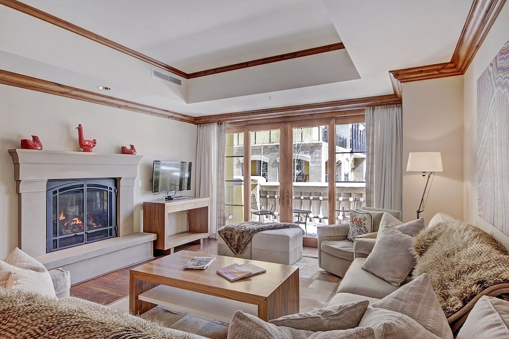 Beaver Creek Vacations - 3 BR Luxury Ritz-Carlton Condo w/ Mountain Views by RedAwning - Save 20 on 7 Nights! - Property Image 1