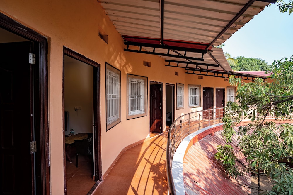 Arthigamya Spa & Resort