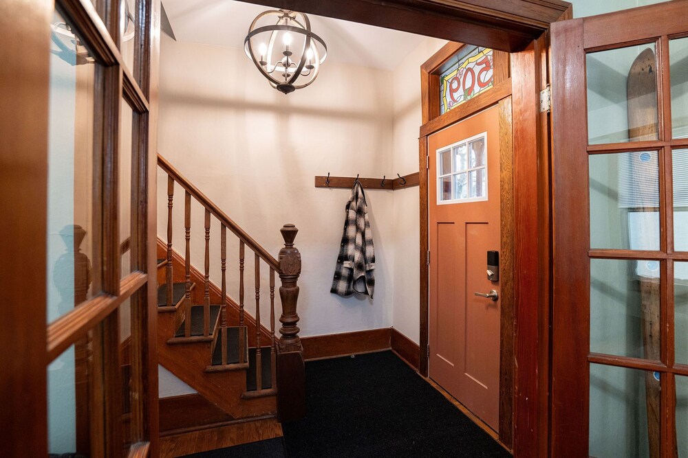 509 Mackenzie by Revelstoke Vacations