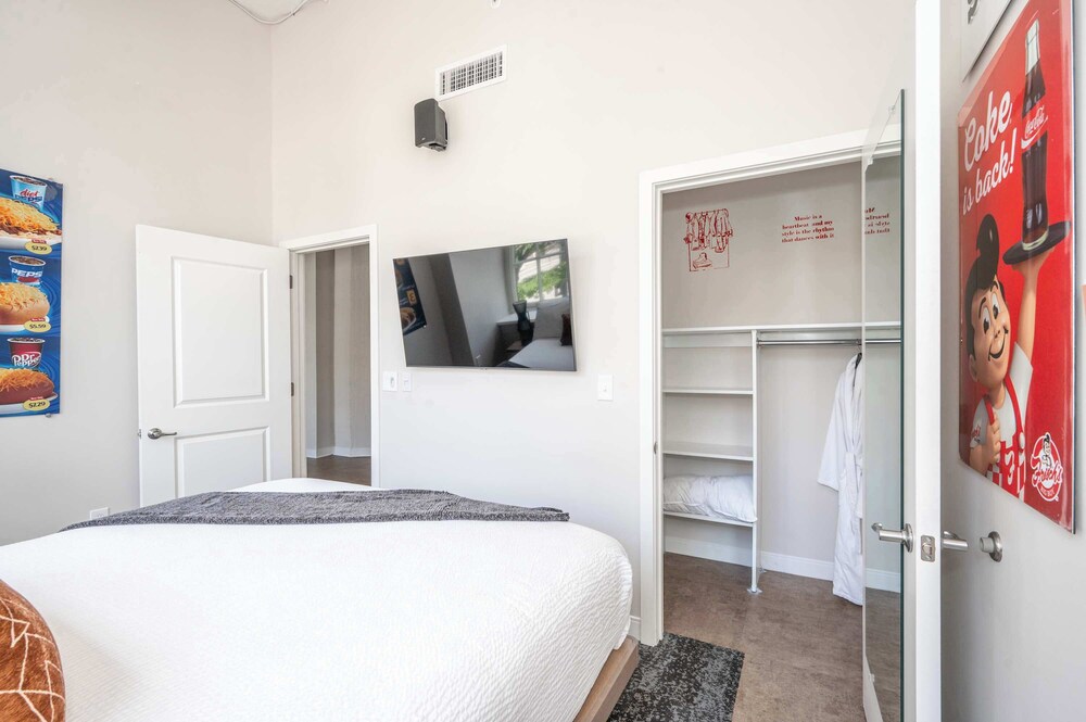 The 333 Suites 203 Stay for 4