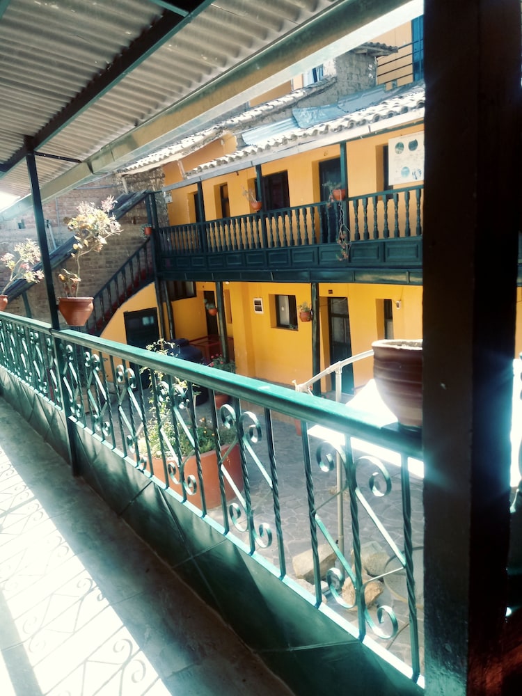 San Blas Backpacker Hostel