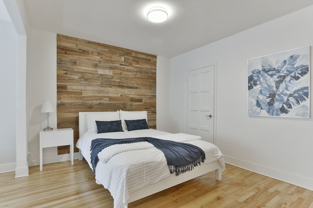 Lovely 1BR - 5mins from Laurier Metro - Image 3