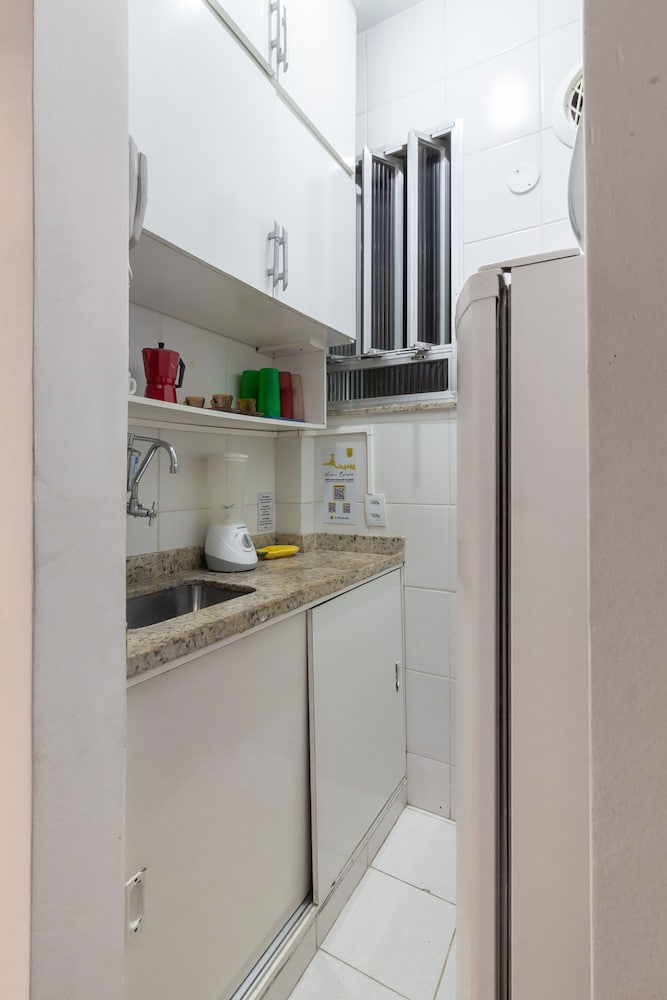 3 Minutes From Copacabana Beach Du705
