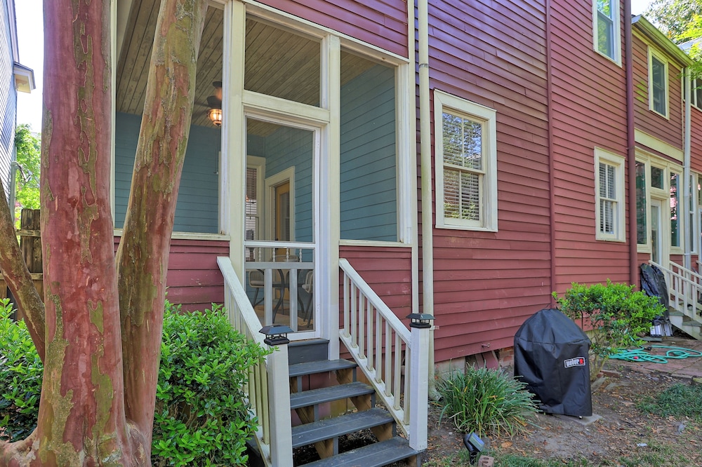 Quiet Historic Corner Home Near Downtown