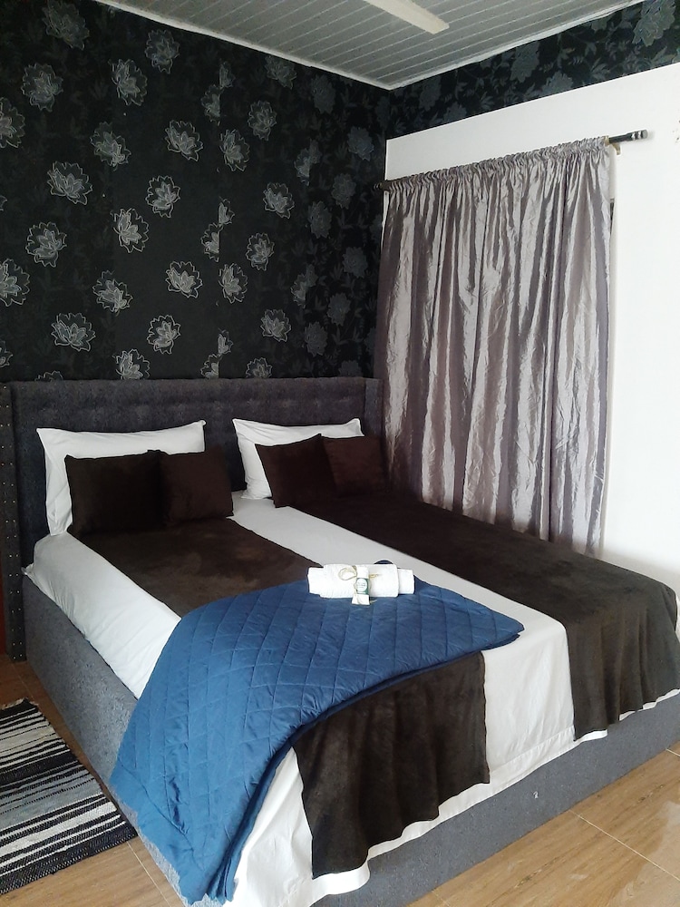 Nana Adu's Guesthouse view 5