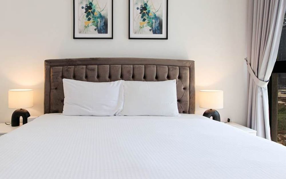 Chic 1BR Iris Amber Al Jaddaf