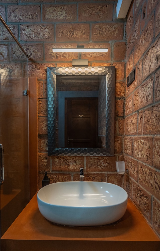 Yamu Lanka Inn