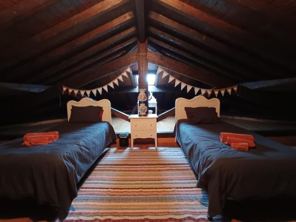 Casa dos Livros - Guest House