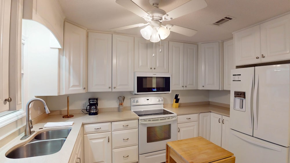 Silver Sand Dollar 3 Bedroom Duplex