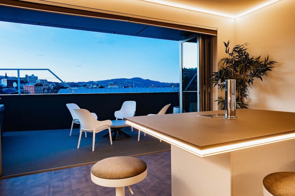Dunedin Vacations - Quarters B1- Luxurious  Spacious - Property Image 7