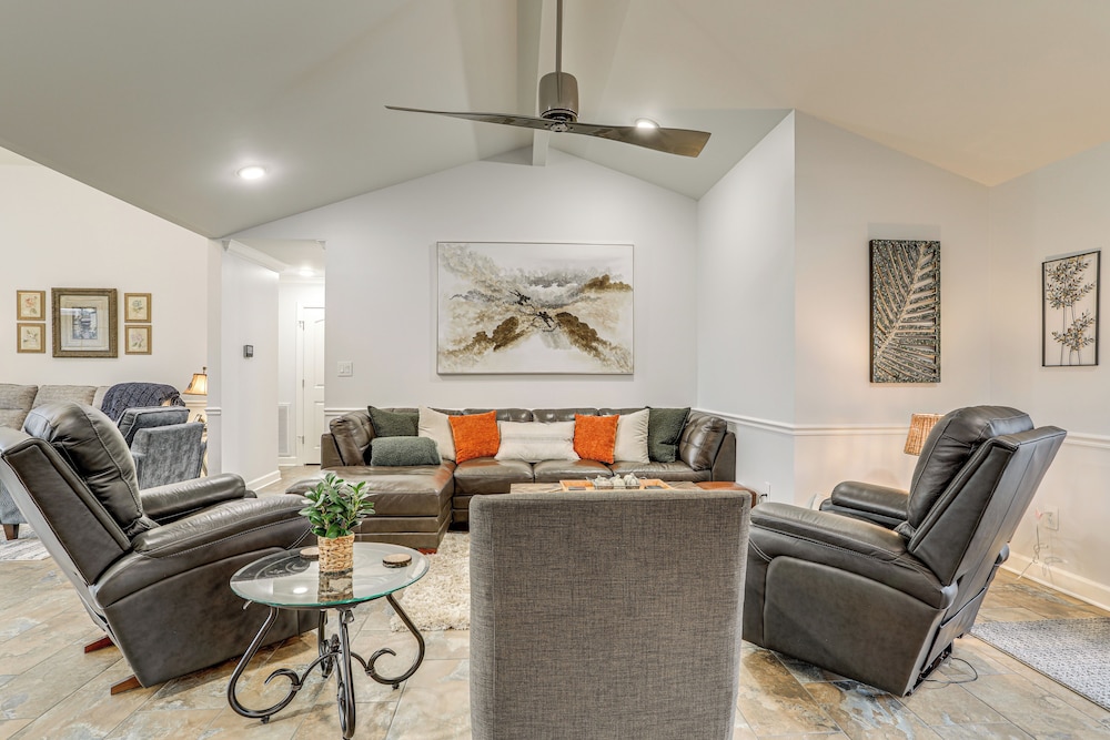 Firplace & Deck: Riverfront Heber Springs Home
