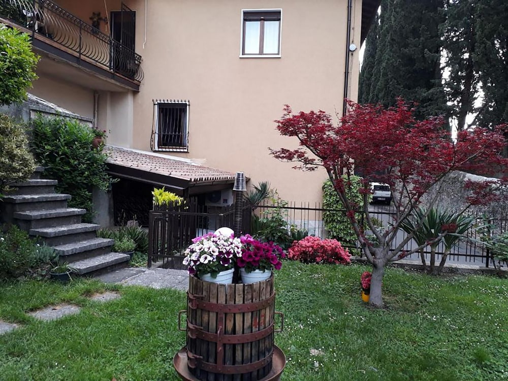 Giardino dei Limoni in Toscolano-maderno
