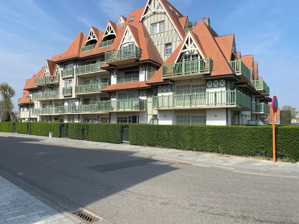Apartment in Nieuwpoort Near Flemish Coast