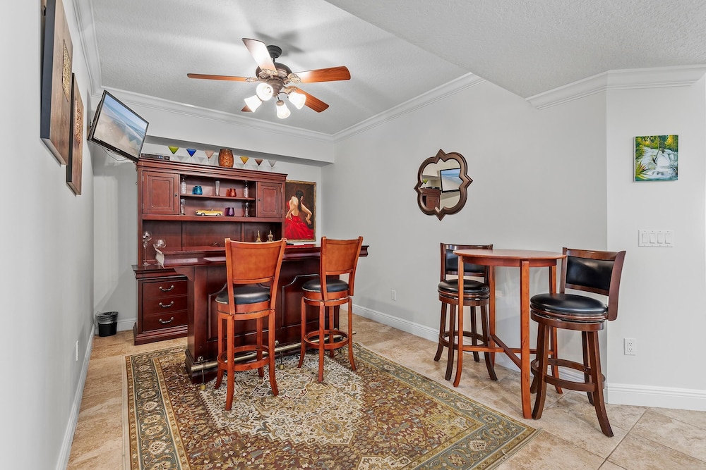 Sanibel 1104