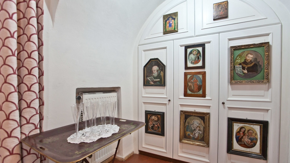 Rental in Rome Arco Ciambella Studio