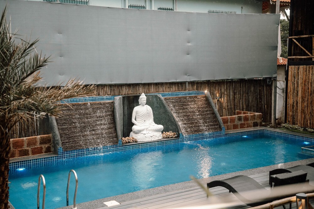 Tranquillo By The Beach - Luxury Wooden
