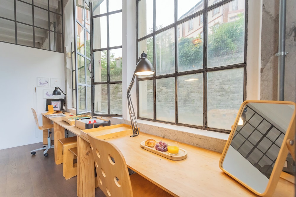 Design Loft With Private Parking by Rent all Como