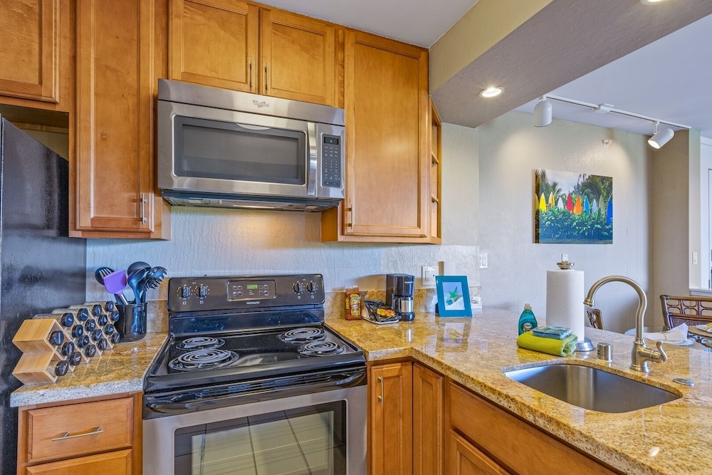 Kaanapali Shores 422 - 1Br Condo