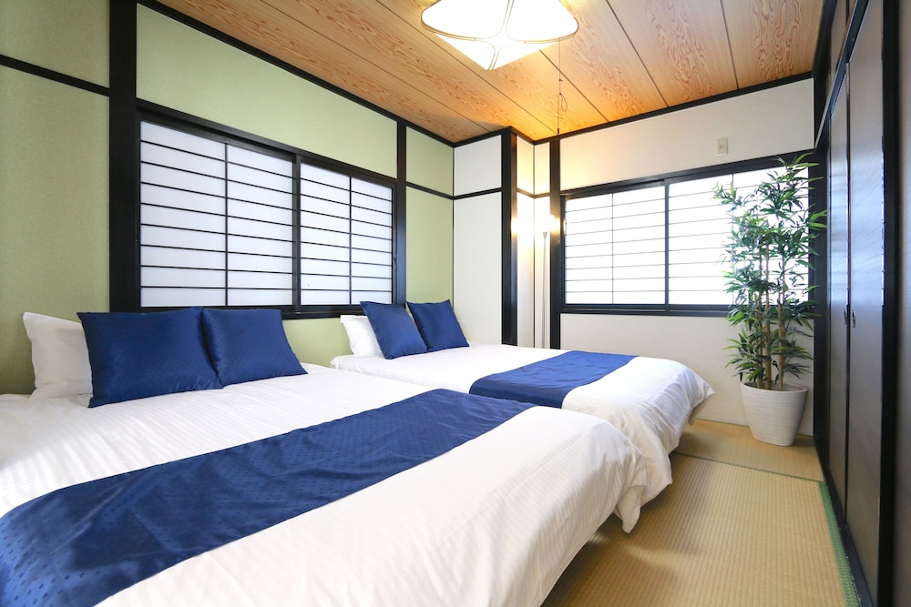 Guest House Liz Nakazaki-cho