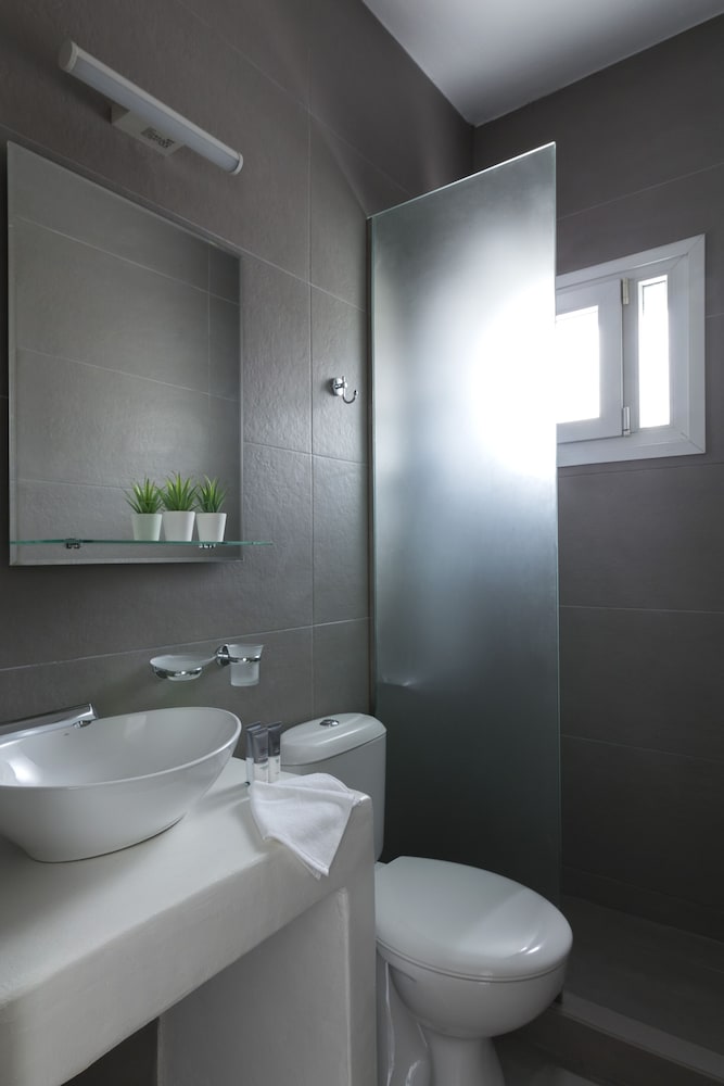 Amperian Mykonos Suites & Villas