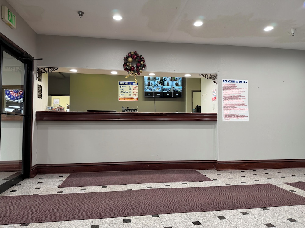 Relax Inn & Suites
