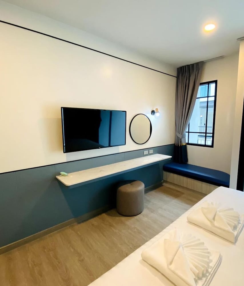 Kathu Vacations - Poolrada Boutique Hotel - Property Image 10