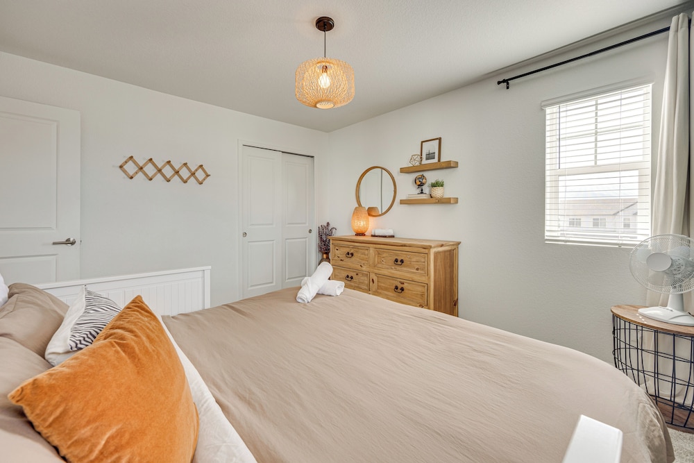 Bright Colorado Springs Home, 10 Mi to Dtwn!