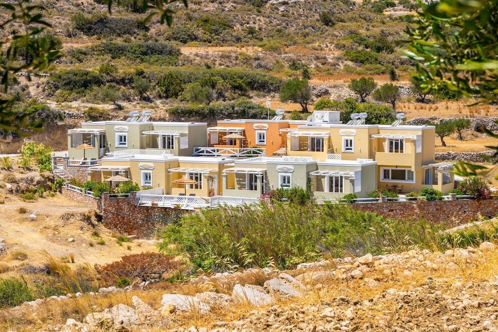 Elaia Villas