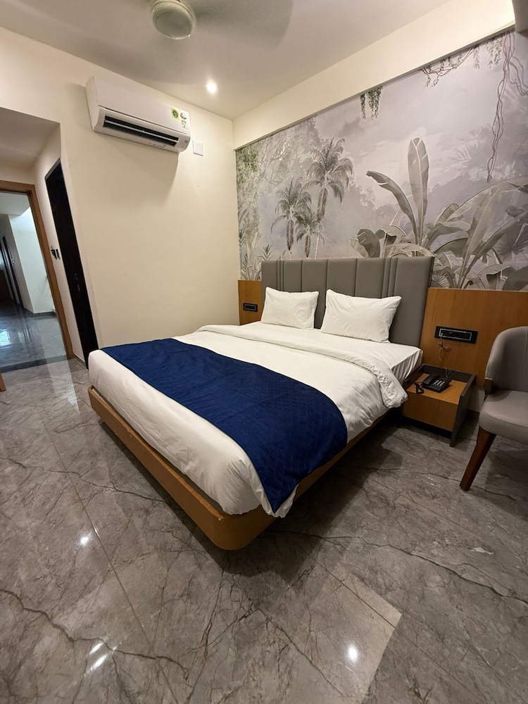 The Malay comfort-Hotel Dwarka residency
