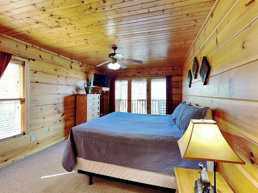 The Overlook by Jackson Mountain Rentals