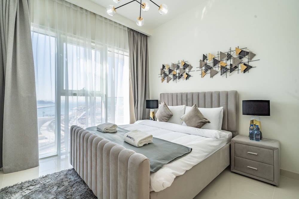 Dubai Harbour- Sunrise Bay 1 602