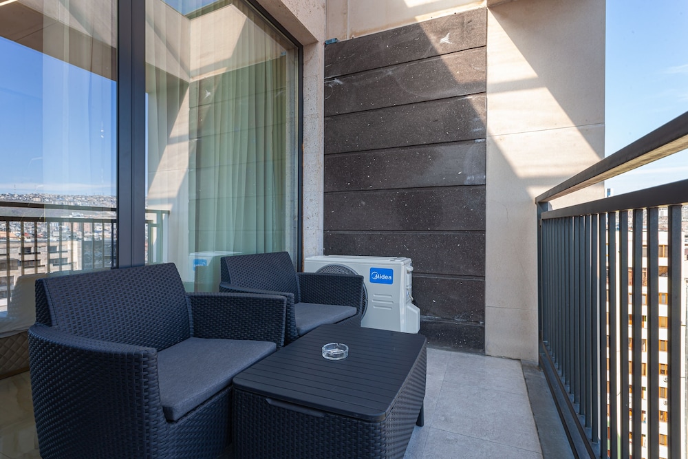 Stay Inn on Koghbatsi Str. 16