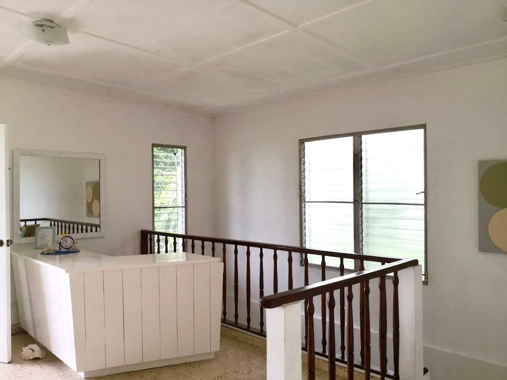 La Perla de Farallon Bed and Breakfast
