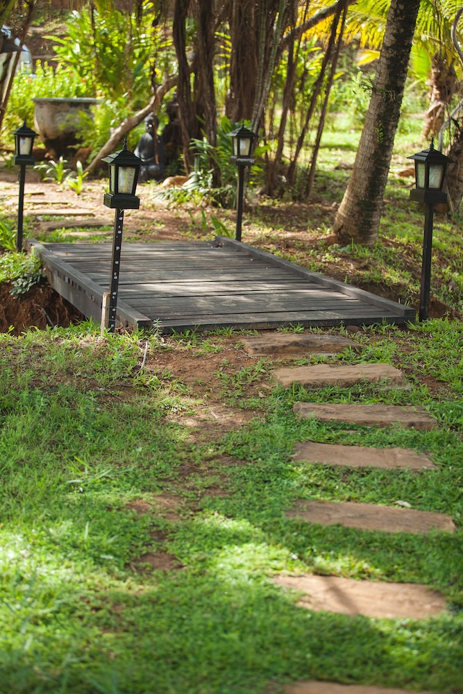 Kaleane Villa Resort