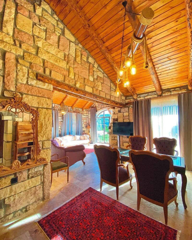 Amazing Stone House With Private Pool in Iznik view 3