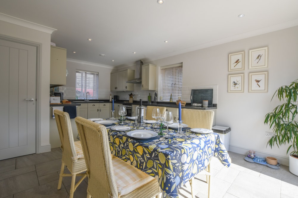 1 Coconut Cottage, Long Melford