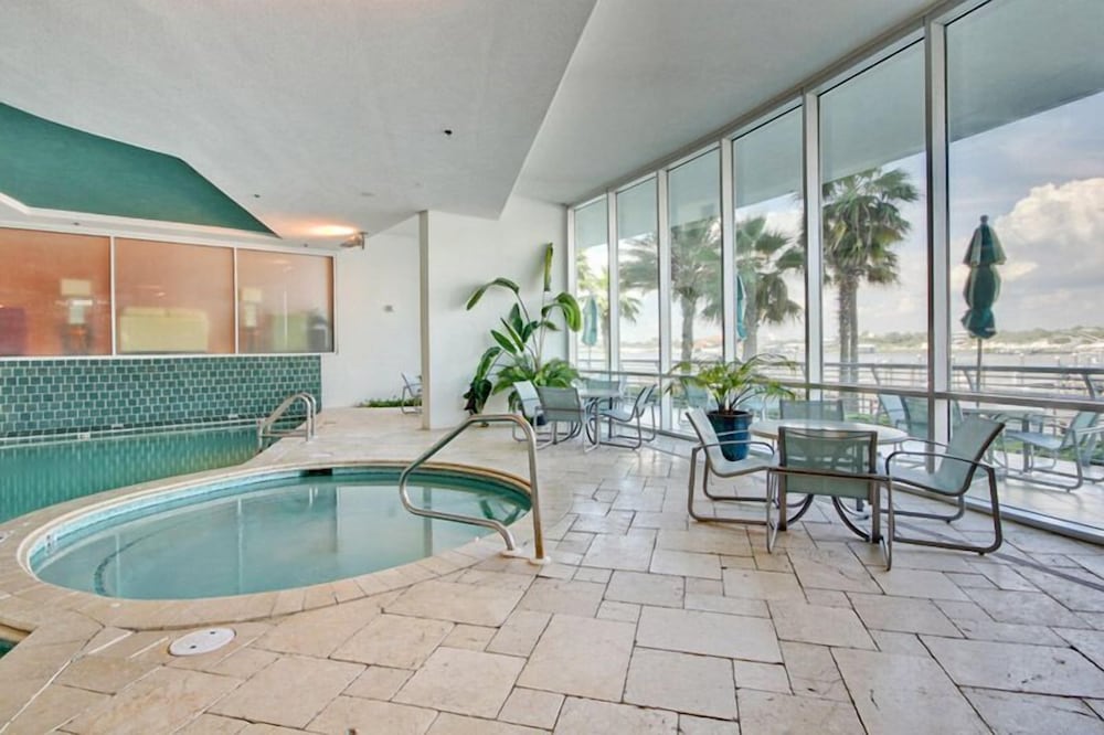 Bella Luna #404 by Southern Vacation Rentals